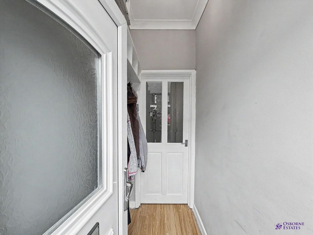 Property photo 3 of 23 Hallway