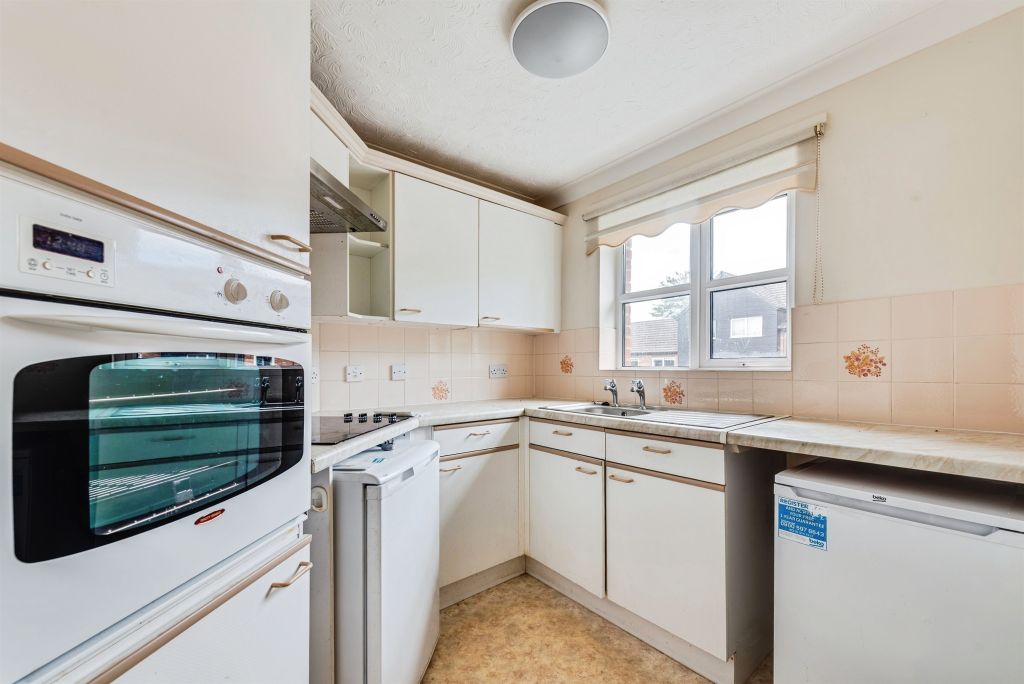 Property photo 3 of 14