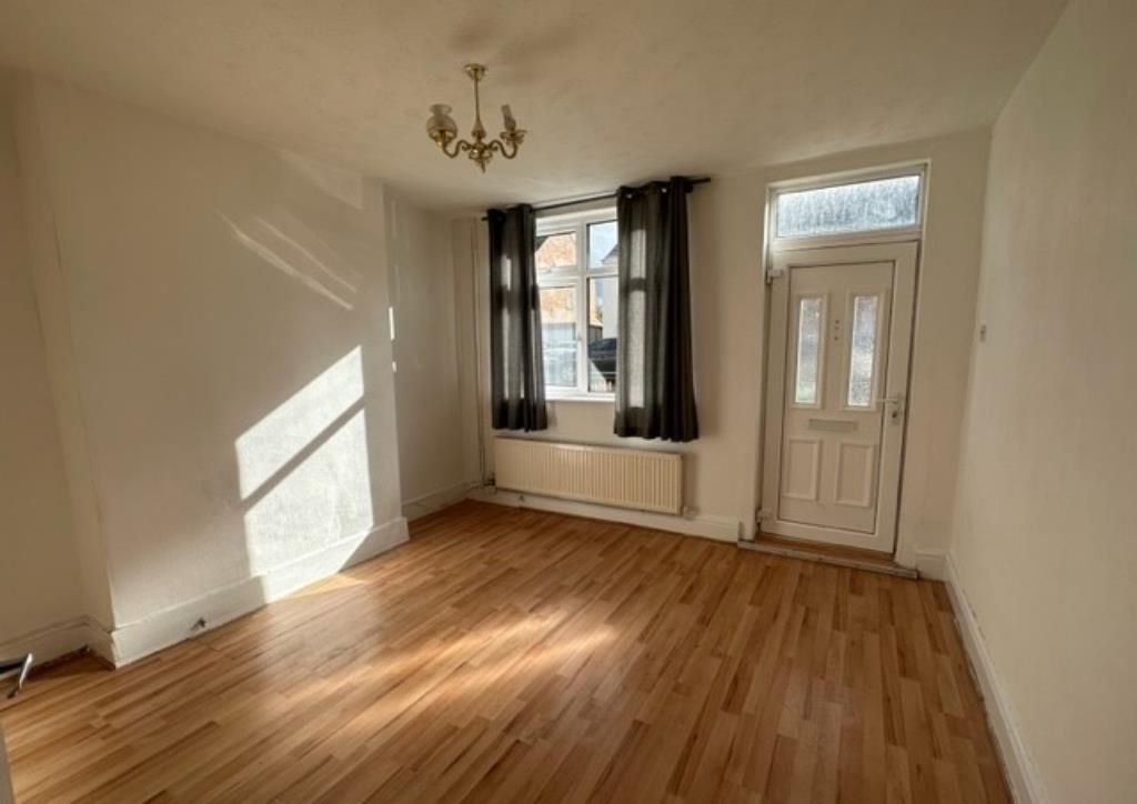 Property photo 2 of 6