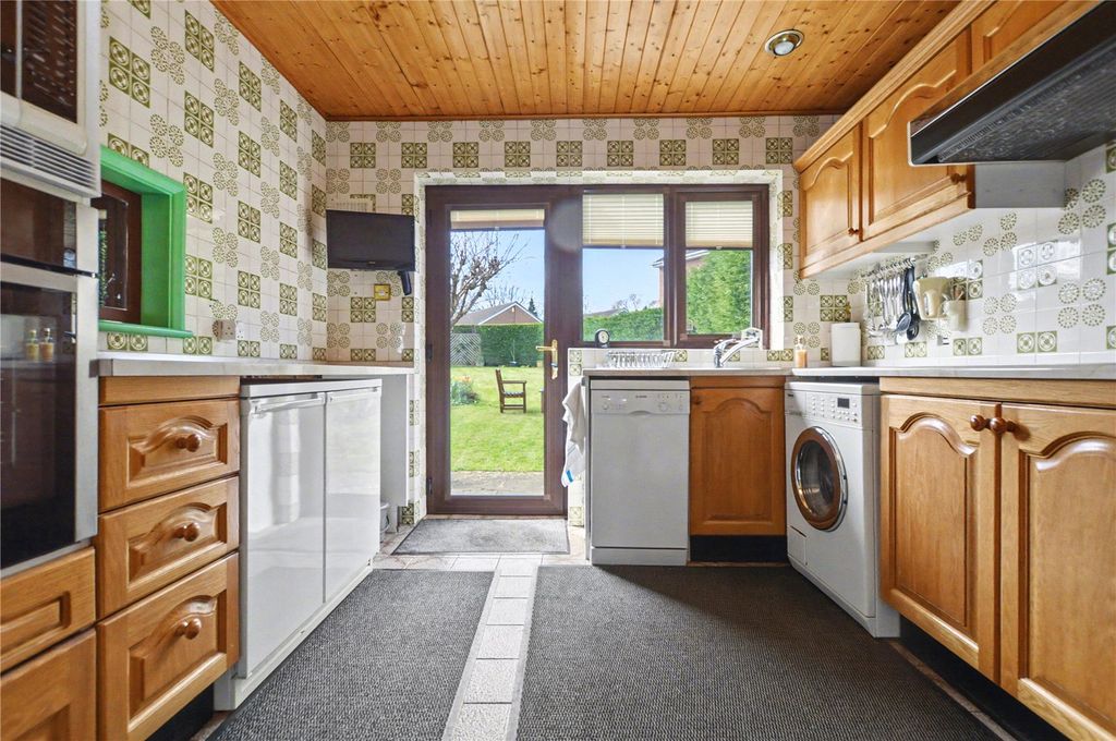 Property photo 3 of 18 Picture No. 16