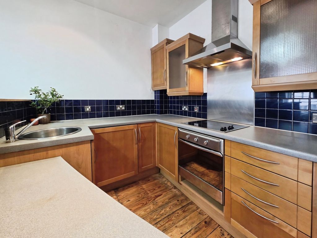 Property photo 3 of 9