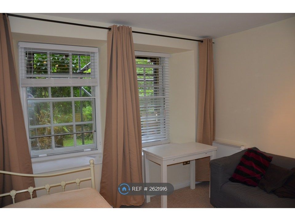 Property photo 1 of 6 Studio Room
