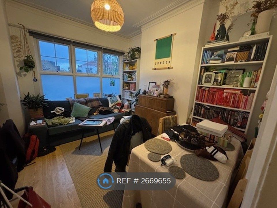 Property photo 2 of 3