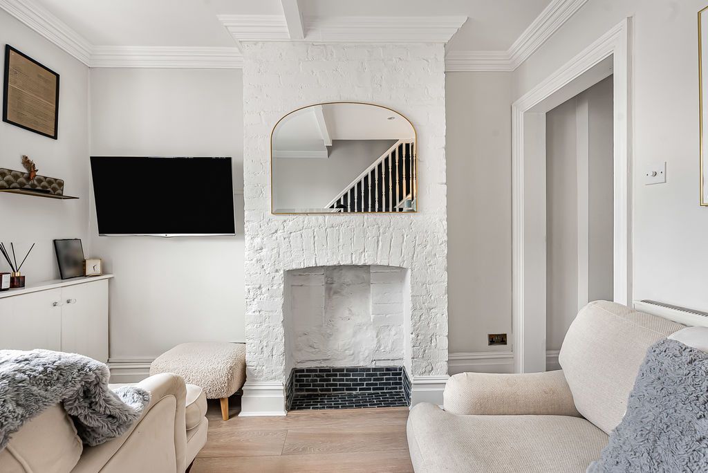 Property photo 3 of 25 Photo 3