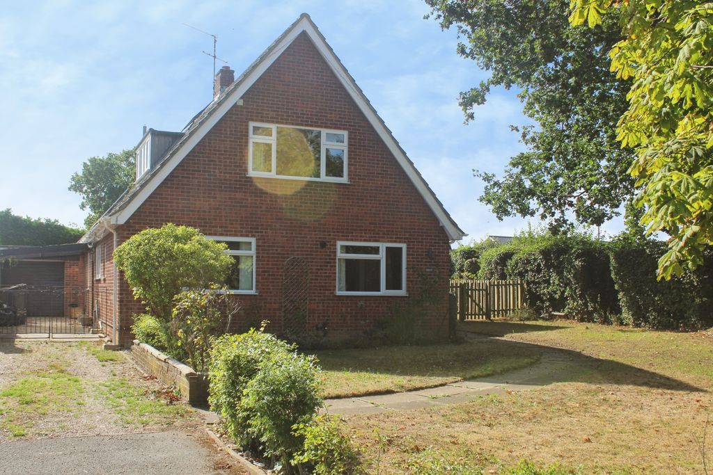 Property photo 1 of 11