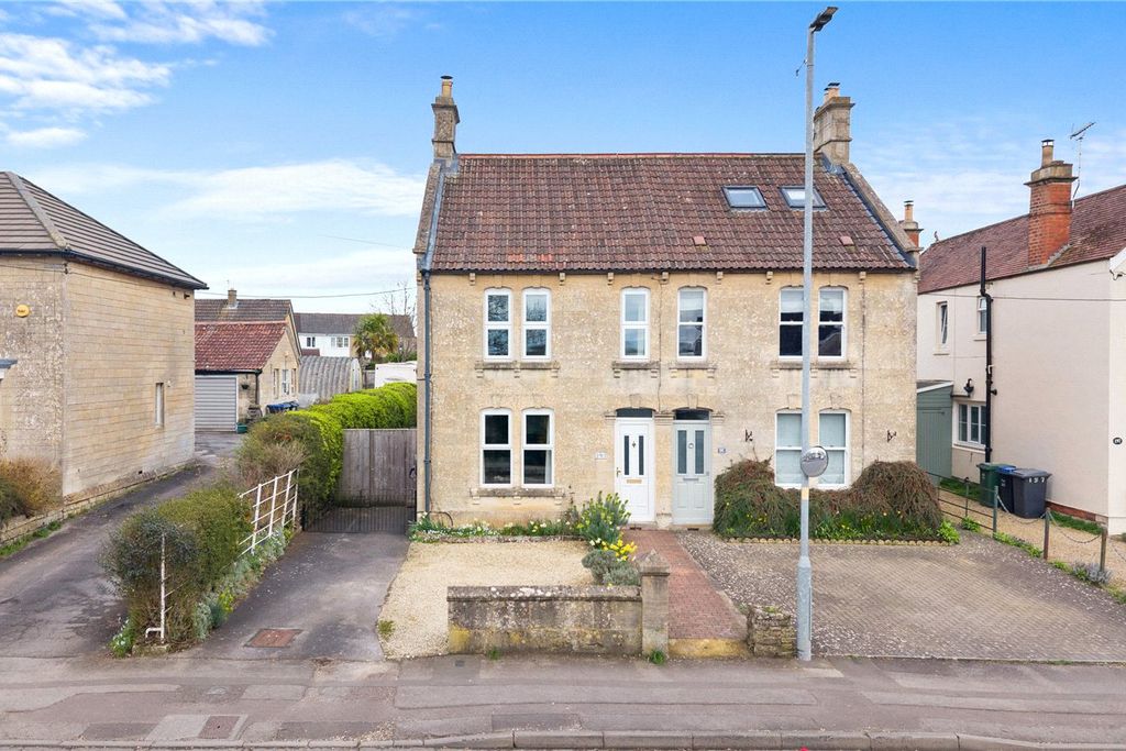 Property photo 1 of 17 Picture No. 23