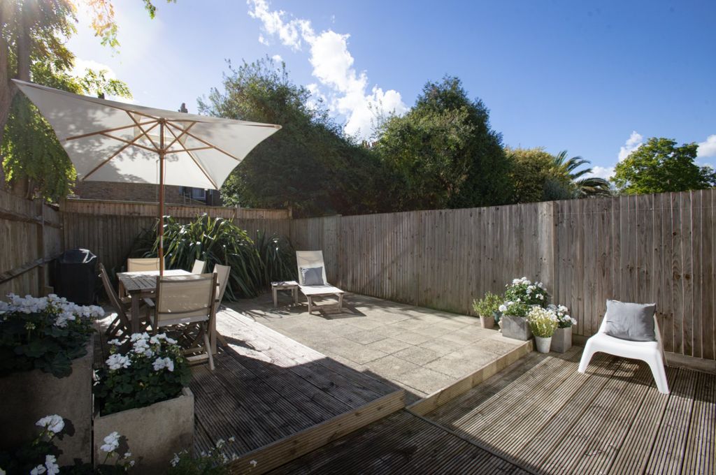 Property photo 2 of 17 Picture No. 45