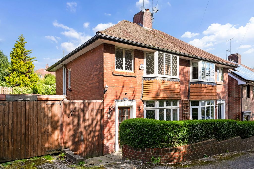 Property photo 1 of 25