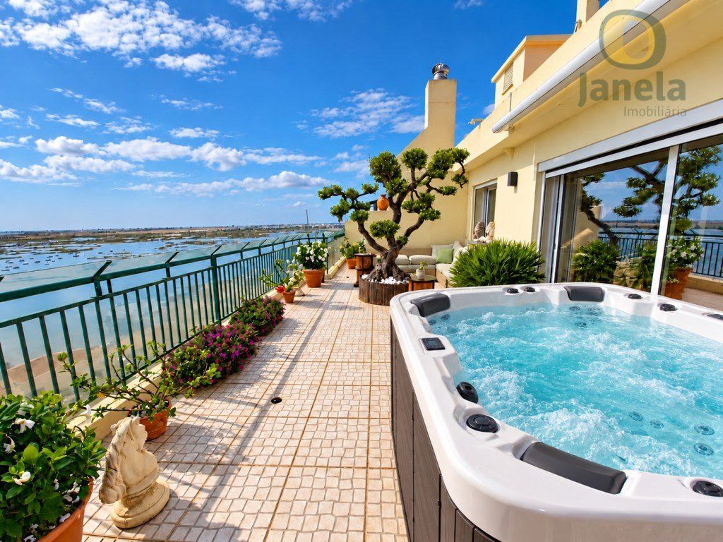 Property photo 1 of 26 Exclusive 5-Bedroom Penthouse With Spacious Terraces And Views Over The Ria Formosa, Faro