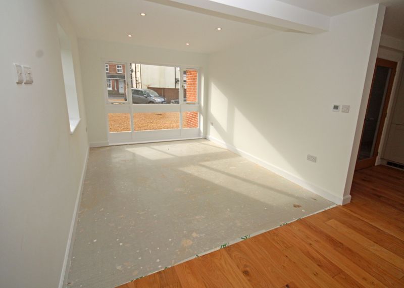Property photo 3 of 11 Sitting Room