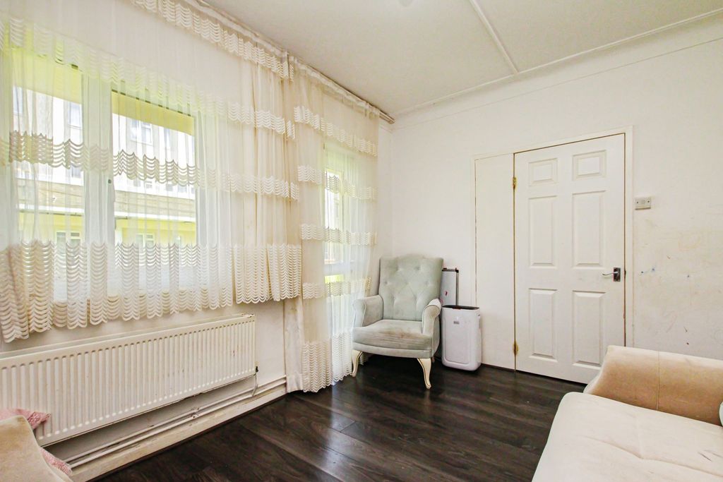 Property photo 3 of 20 Img_1971