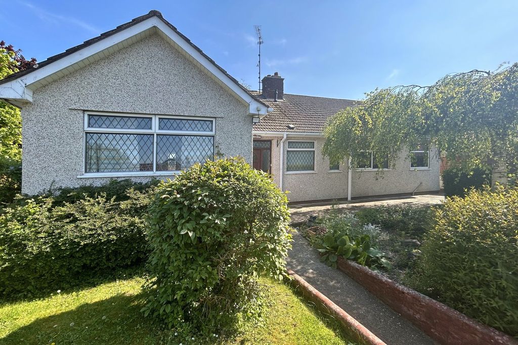 Property photo 3 of 19