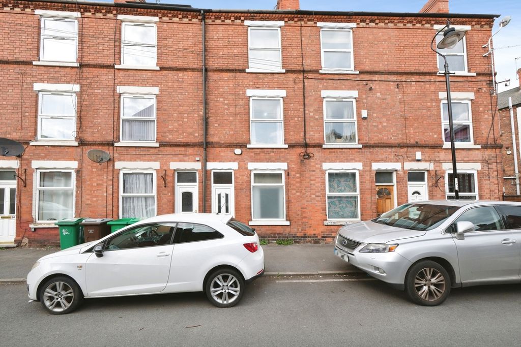 Property photo 1 of 12 Pbox-Img.Jpg