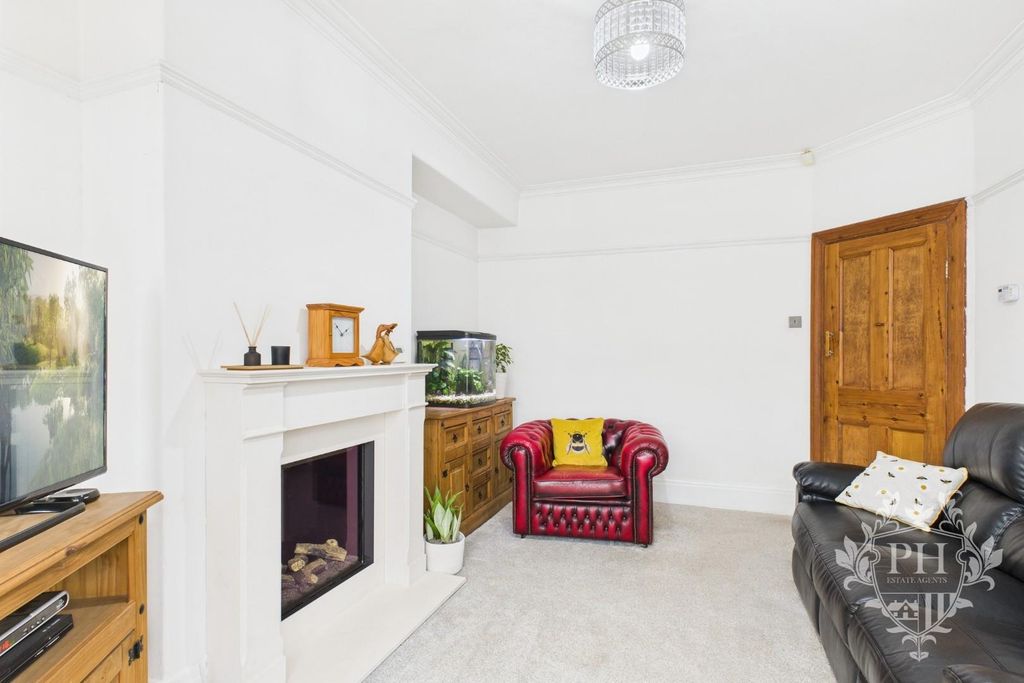 Property photo 3 of 15 Cam02002G0-Pr0203-Still003.Jpg