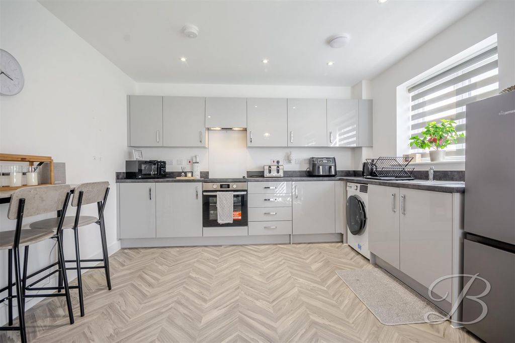 Property photo 2 of 28 Ccltd-2.Jpg