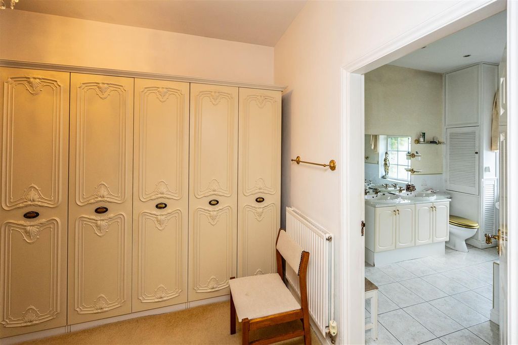Additional image 35 of 4 bed property for saleWoodside Road, Huddersfield HD4