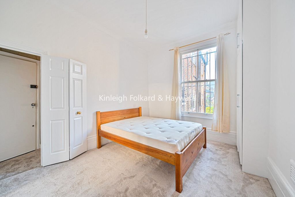 Property photo 3 of 16 Picture No. 26