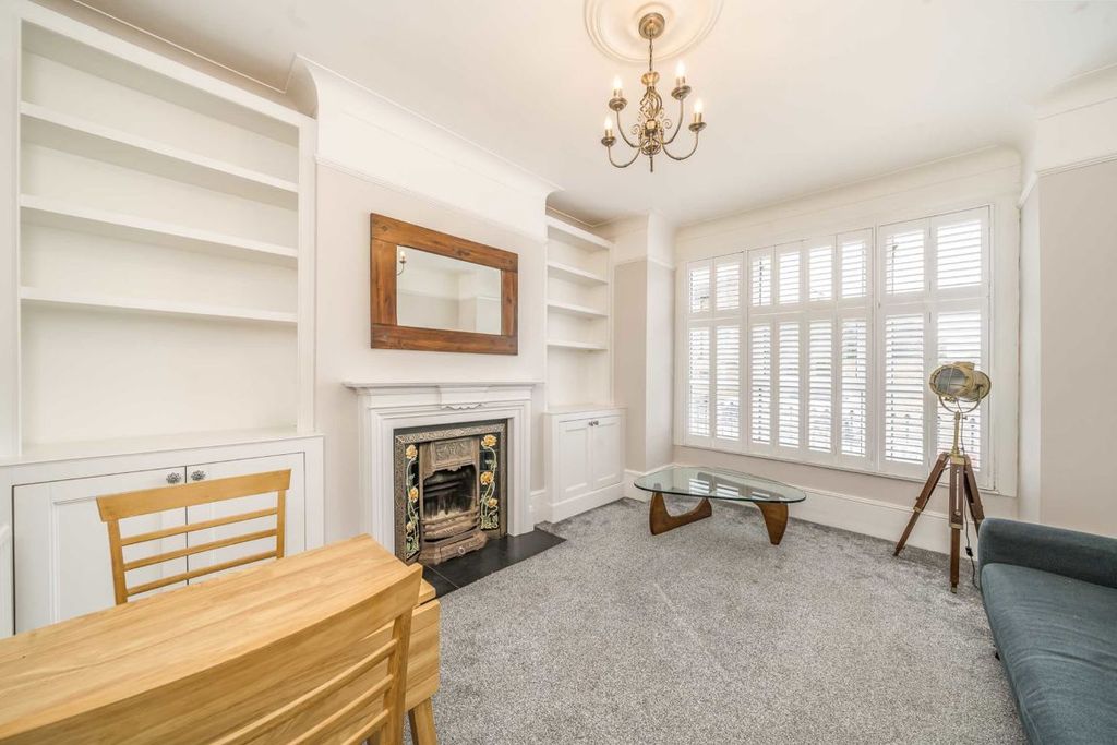 Property photo 2 of 7