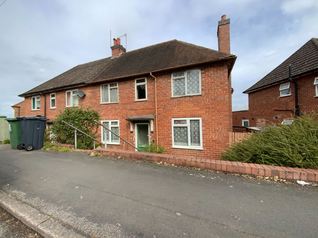 Property photo 1 of 12