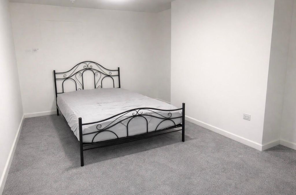 Property photo 3 of 4 B87E3E08-9Fb7-4375-9Bce-3A1E64A0c915.Jpg