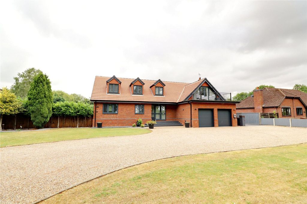 Property photo 1 of 35 Picture No. 29