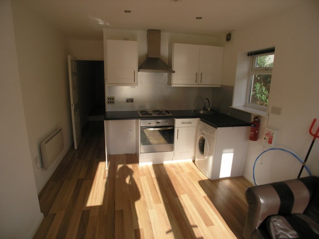 Property photo 2 of 8