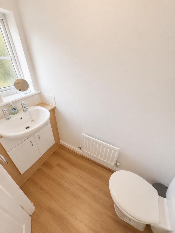 Property photo 2 of 14 WC