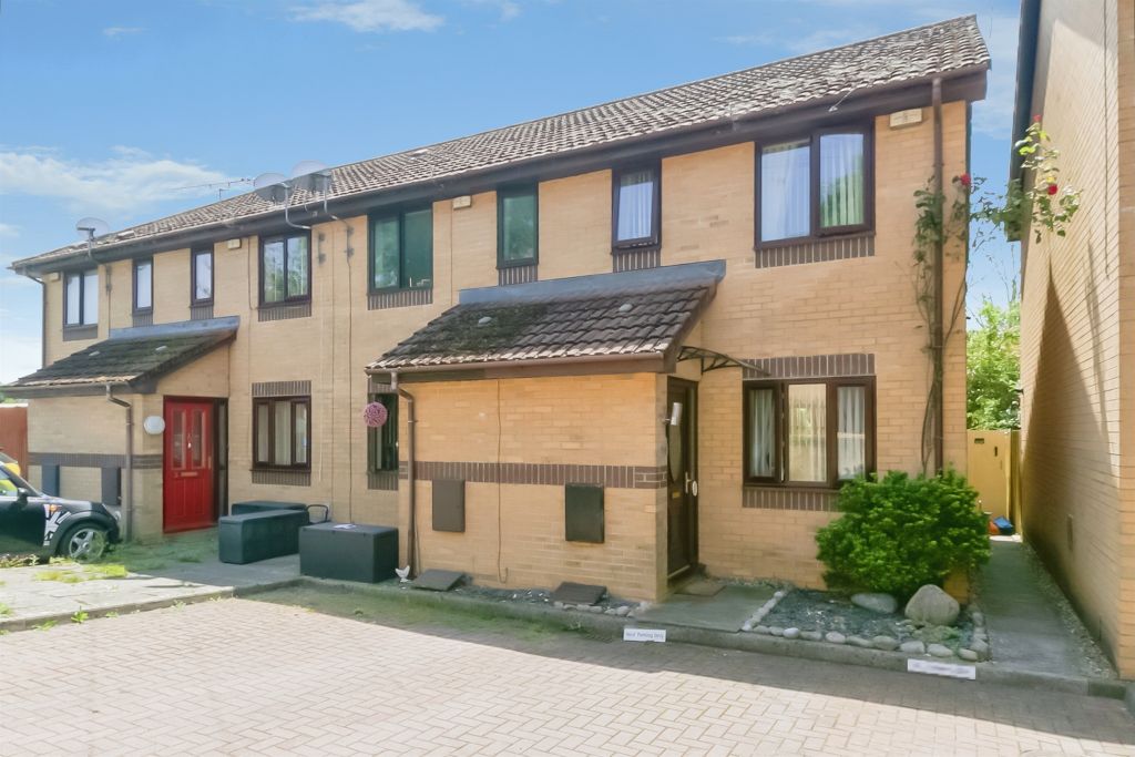 Property photo 1 of 12