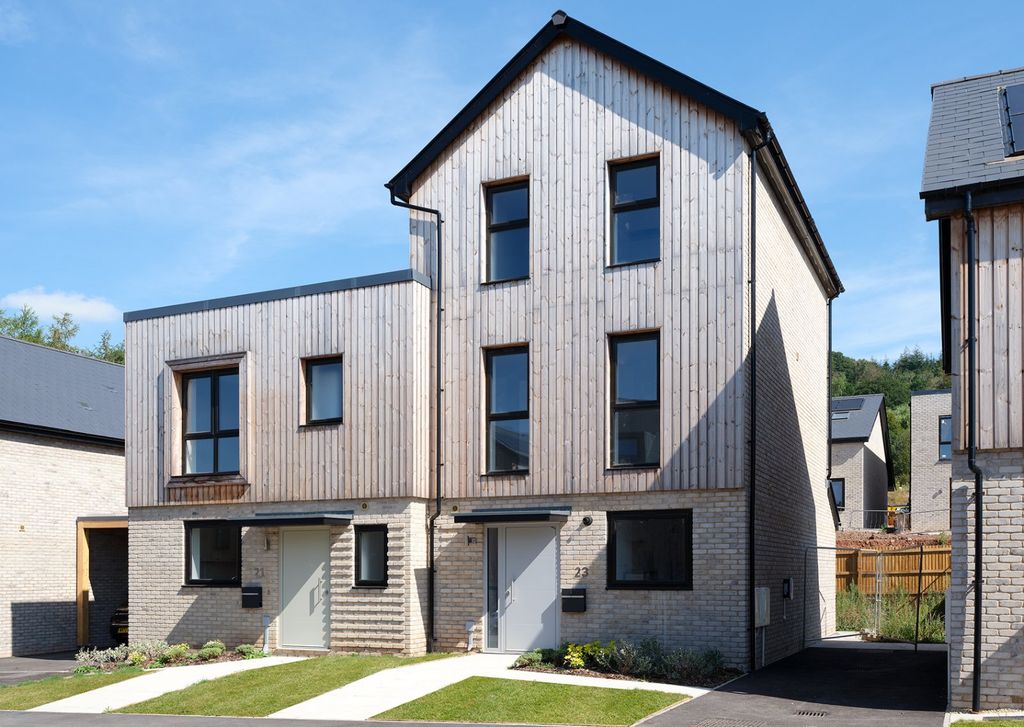 Property photo 1 of 13 Plot 15 External
