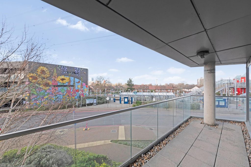 Property photo 2 of 15