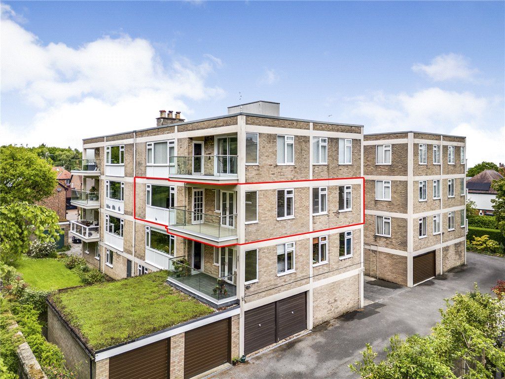 Property photo 1 of 17 7 Harlow Oval Court