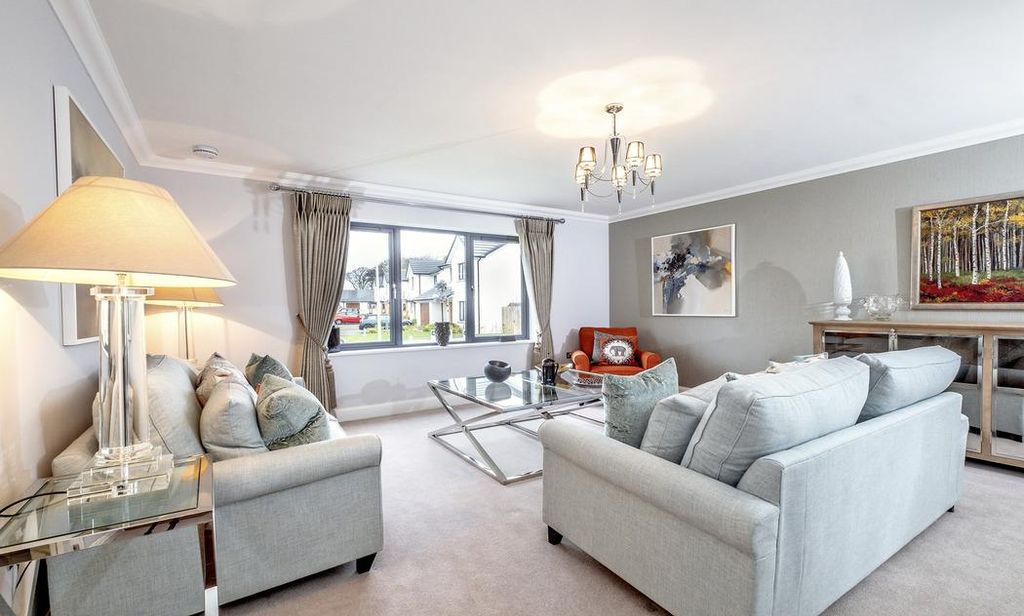 Property photo 2 of 8 Dandara - Zoopla -