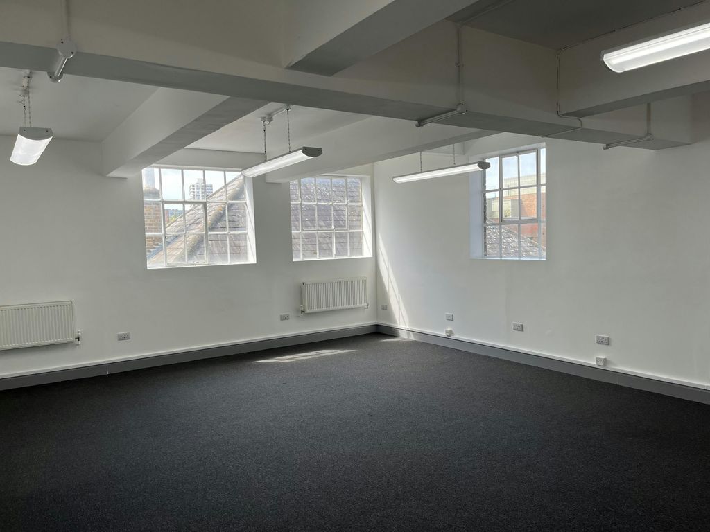 Property photo 2 of 8 Img_1834.Jpg
