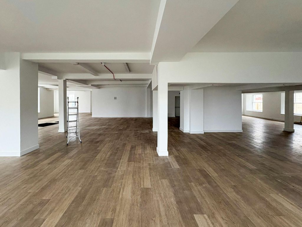 Property photo 2 of 6 1.Jpg