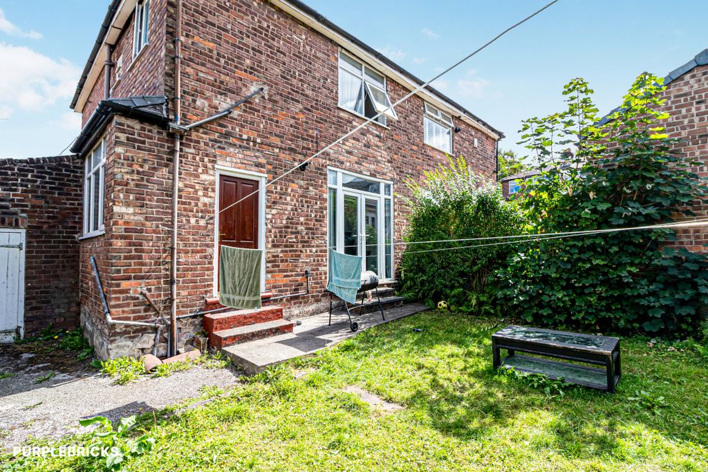 Property photo 2 of 20