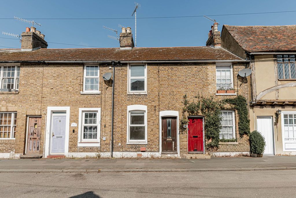 Property photo 1 of 15 Front \(1)