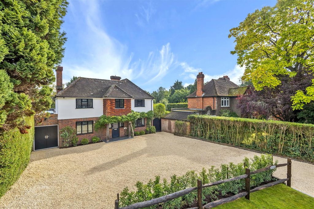 Property photo 1 of 49 902152 (1).Jpg