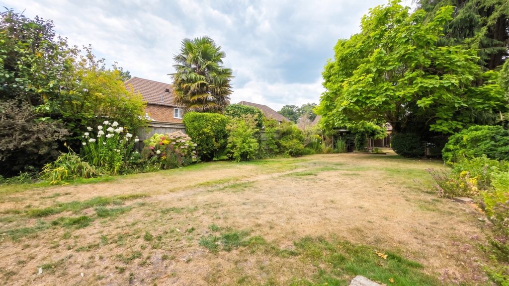 Property photo 2 of 24 5339214