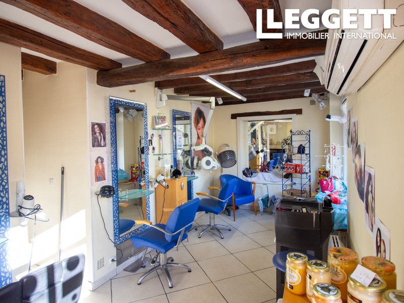 Property photo 3 of 10