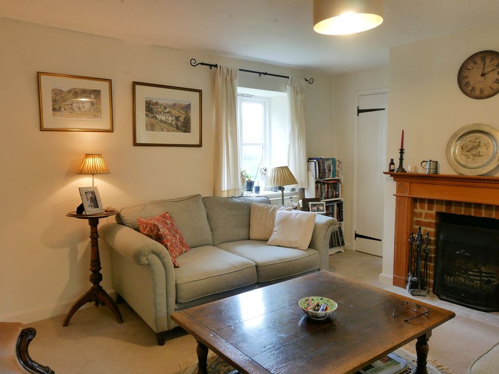 Property photo 3 of 9