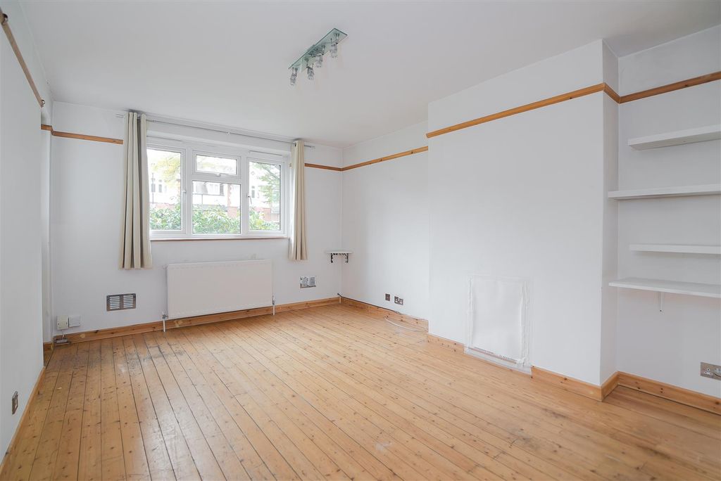 Property photo 2 of 6 2.Jpg