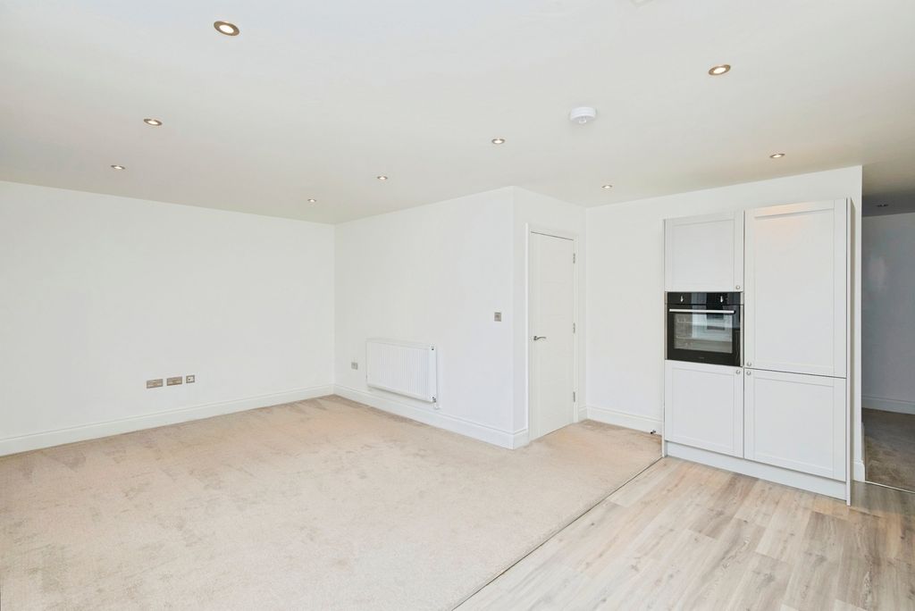 Additional image 19 of 2 bed flat for saleSt. Marys Gate, Derby, Derbyshire DE1