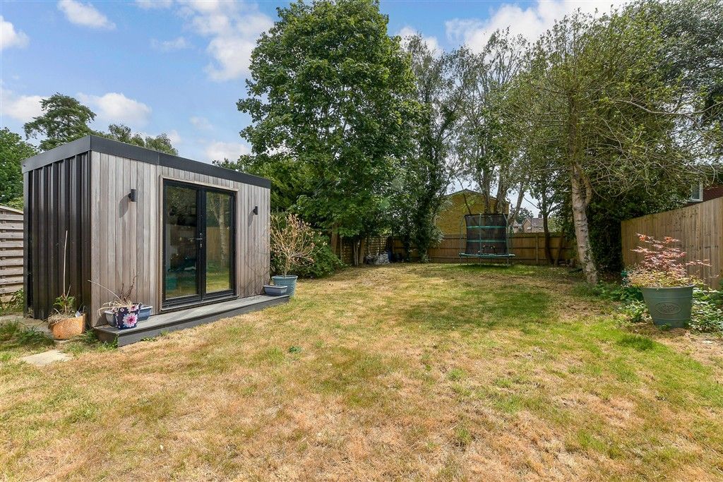 Property photo 1 of 22 Rear Garden