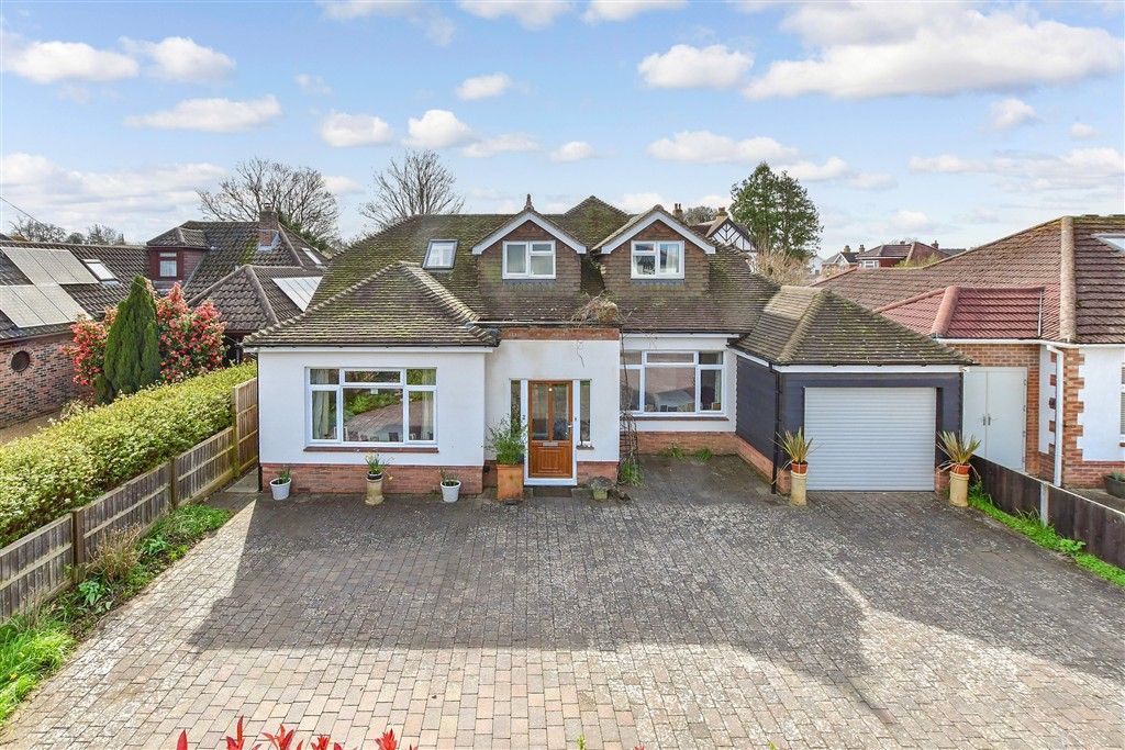 Property photo 2 of 18 External (Web)