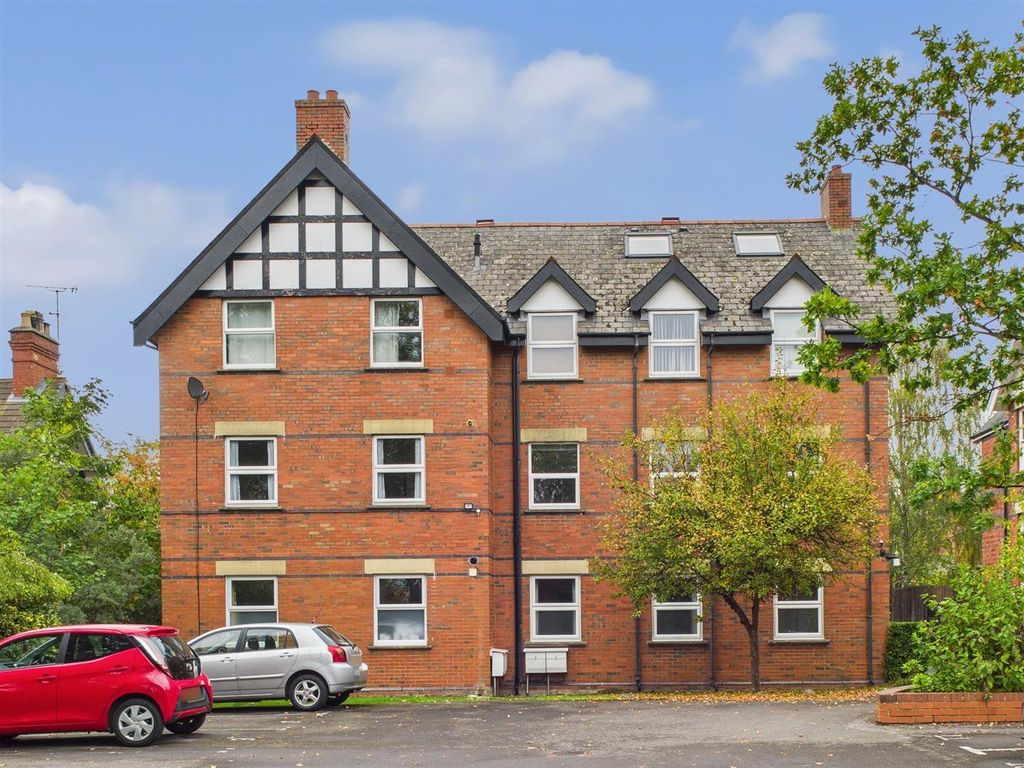 Property photo 1 of 13 2-Bed-Apartment-Eldorado-Road (1).Jpg