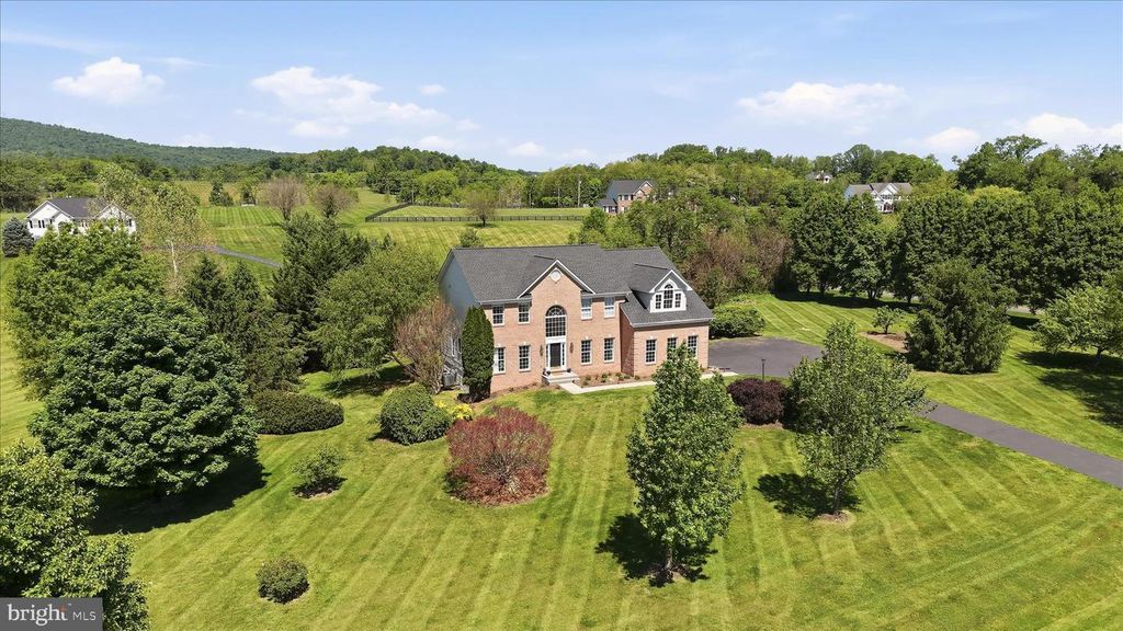 Property photo 1 of 21