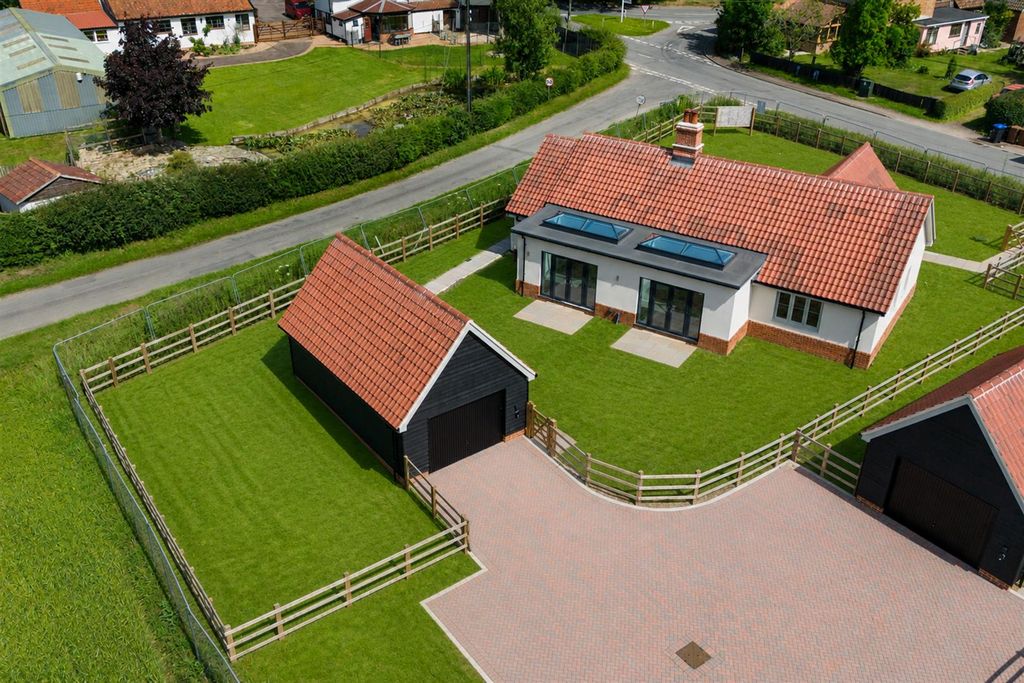 Property photo 2 of 14 Grass Turf Rear.Jpg