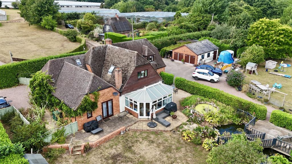 Property photo 1 of 67