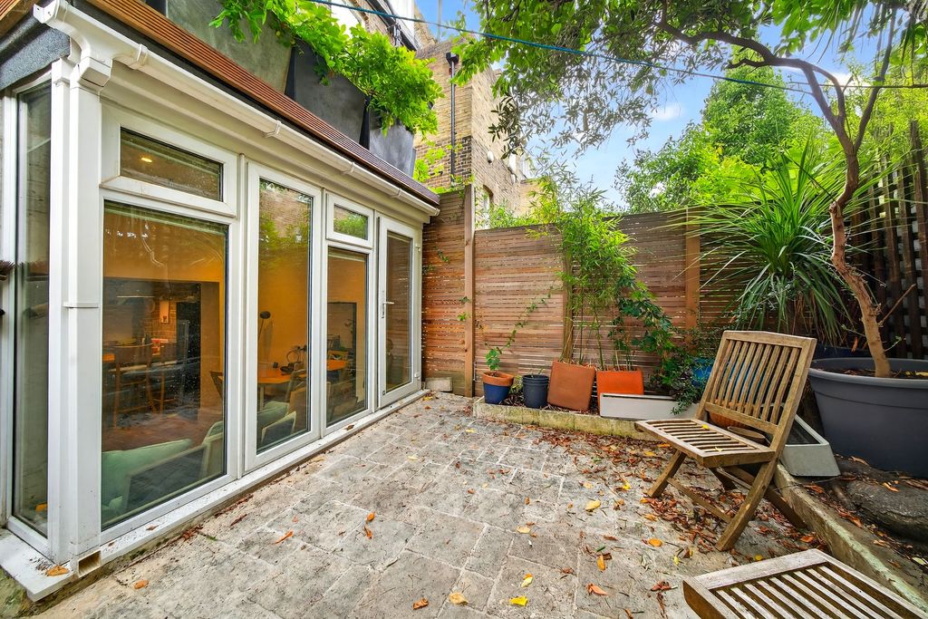 Property photo 3 of 14