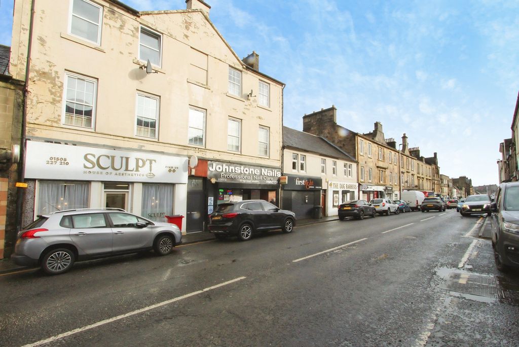 Property photo 2 of 3